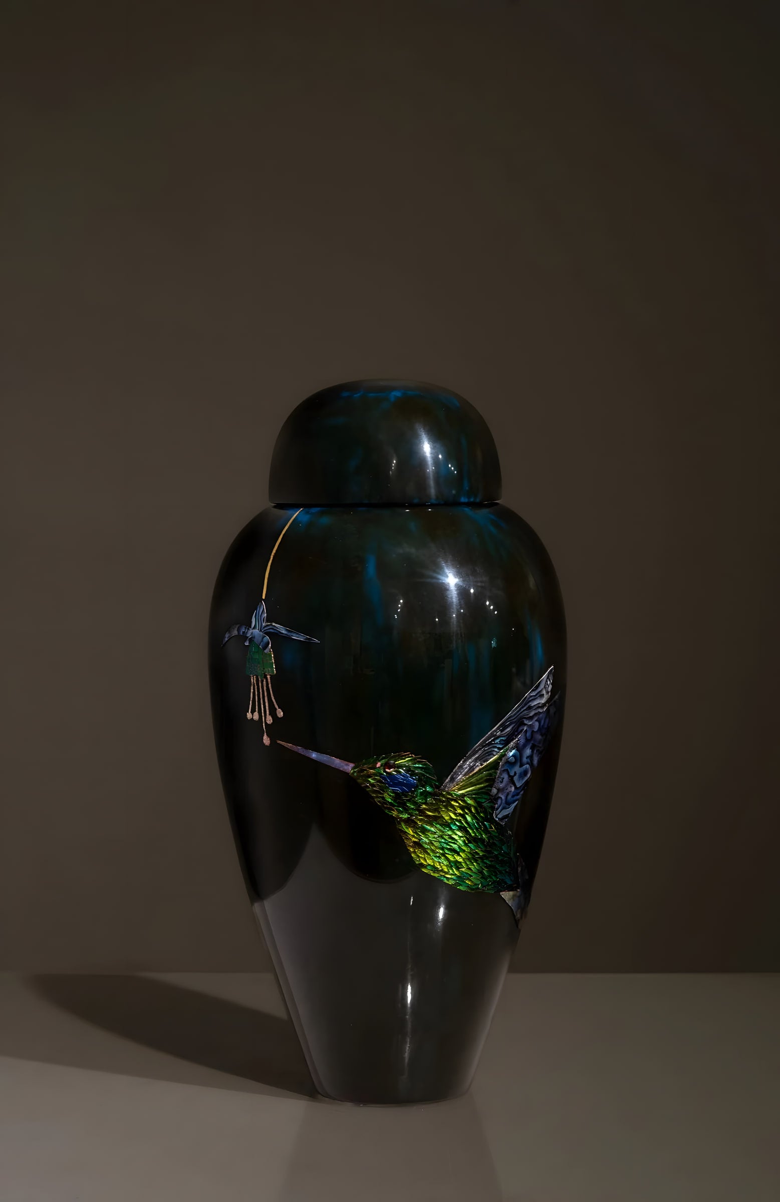 Colibri 1 — natural lacquer memorial urn — Stocker Studio, Siem Reap, Cambodia